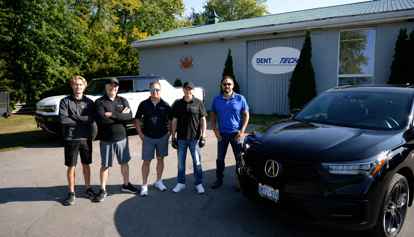 Dent Tech professional automotive team
